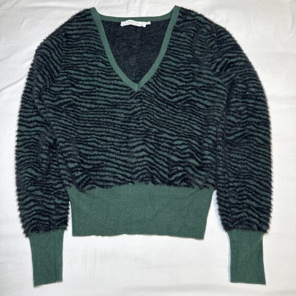ASTR the Label Fuzzy Green Black Striped Pullover V Neck Sweater Womens Sz M NEW - Picture 1 of 13